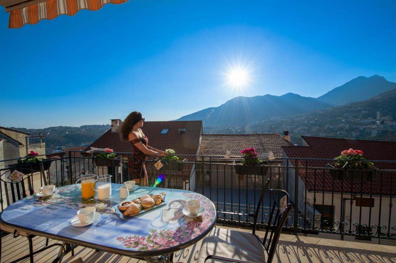 Donna Sofi Holiday House Agerola Bagian luar foto